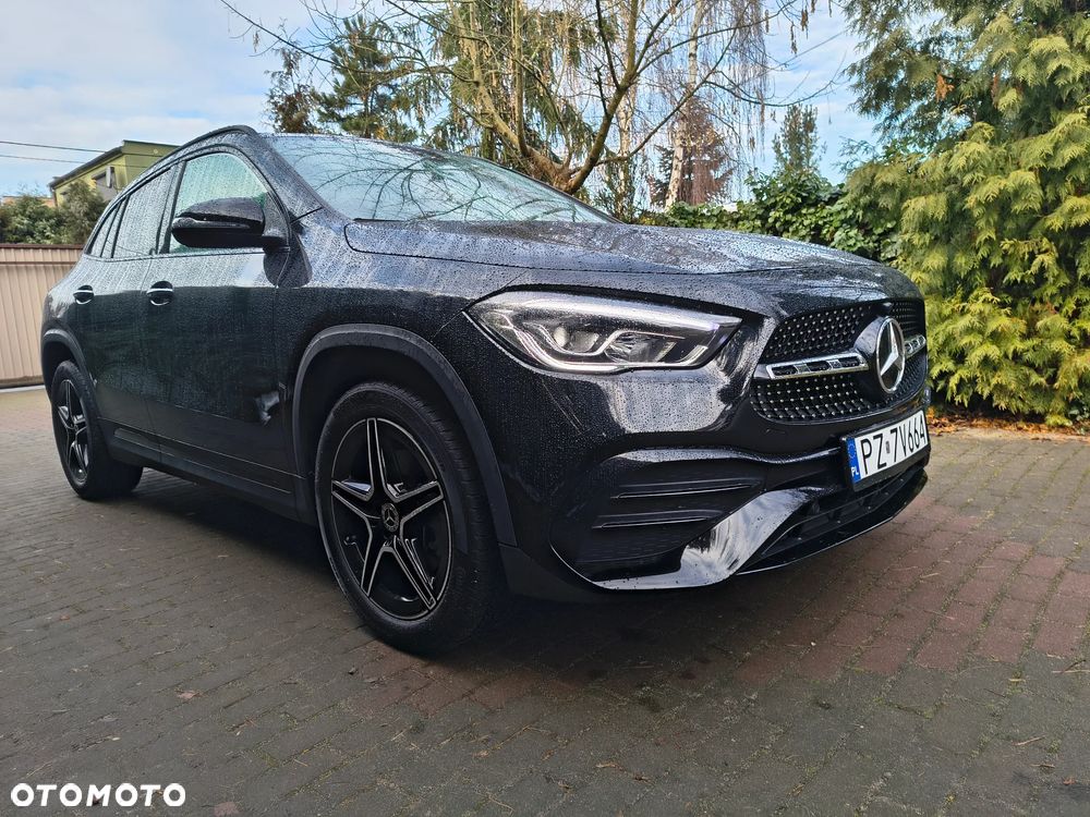 Mercedes-Benz GLA 250 8G-DCT AMG Line - 10