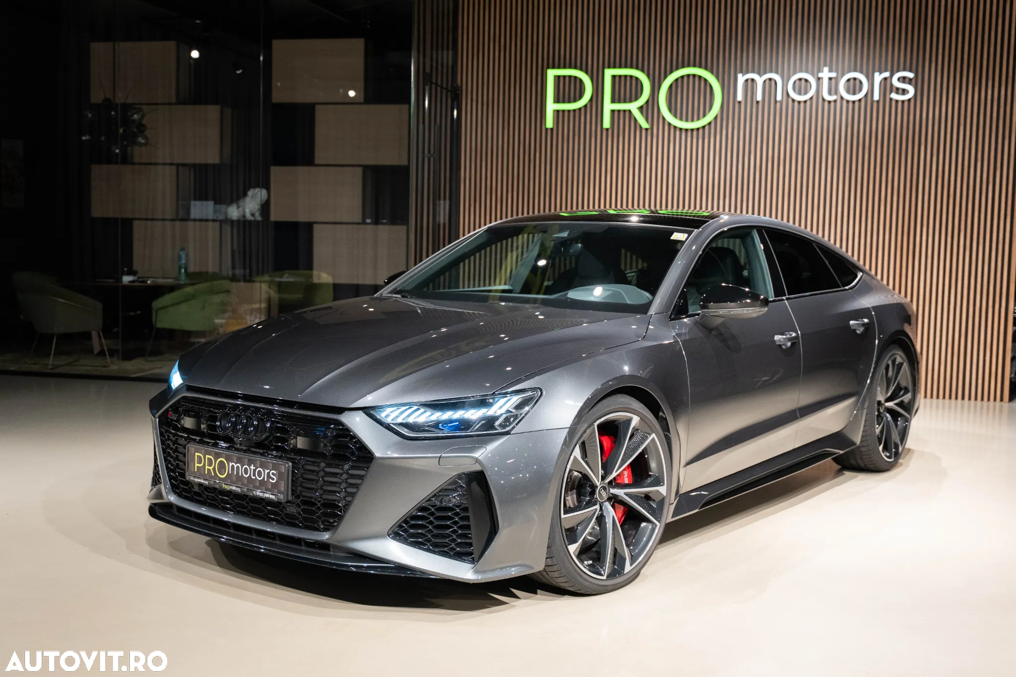 Audi RS7 4.0 TFSI quattro Tiptronic - 8
