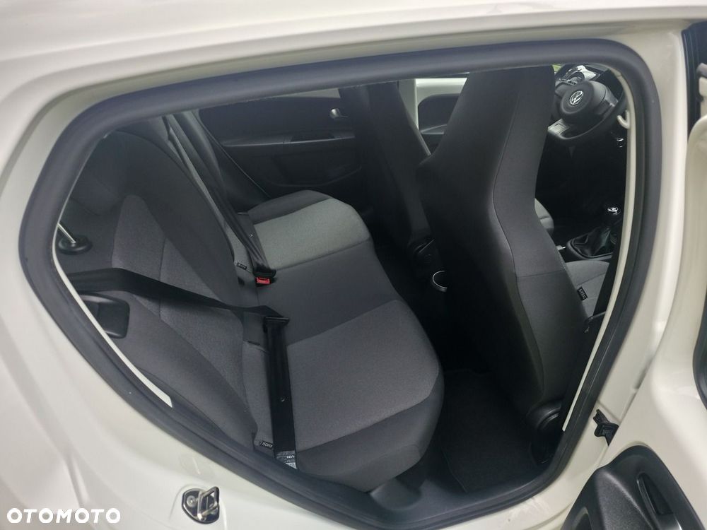 Volkswagen up! - 8