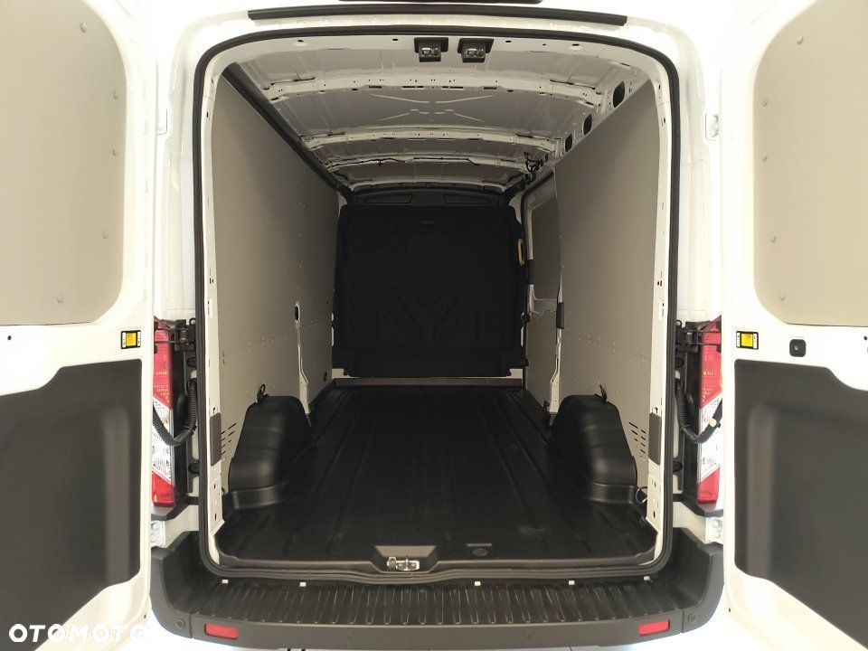 Ford Transit - 8