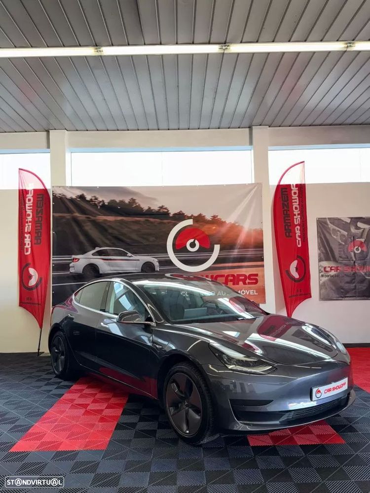 Tesla Model 3 Long-Range RWD - 2
