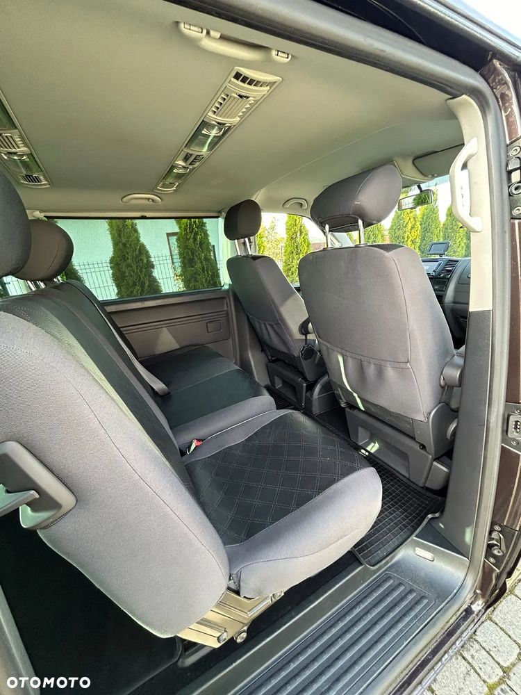 Volkswagen Caravelle 2011 photo 3