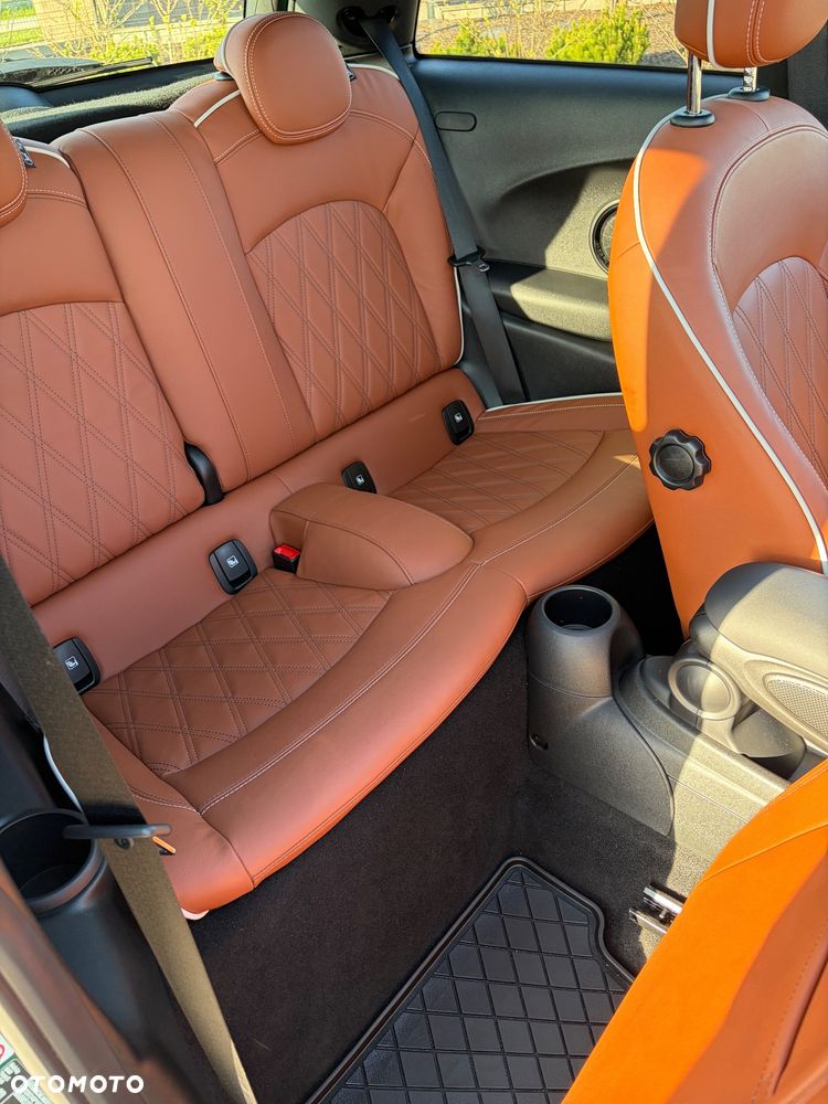 MINI Cooper S Standard - 8