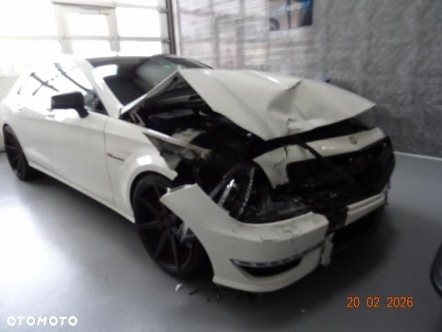Mercedes-Benz CLS 63 AMG AMG SPEEDSHIFT MCT - 2