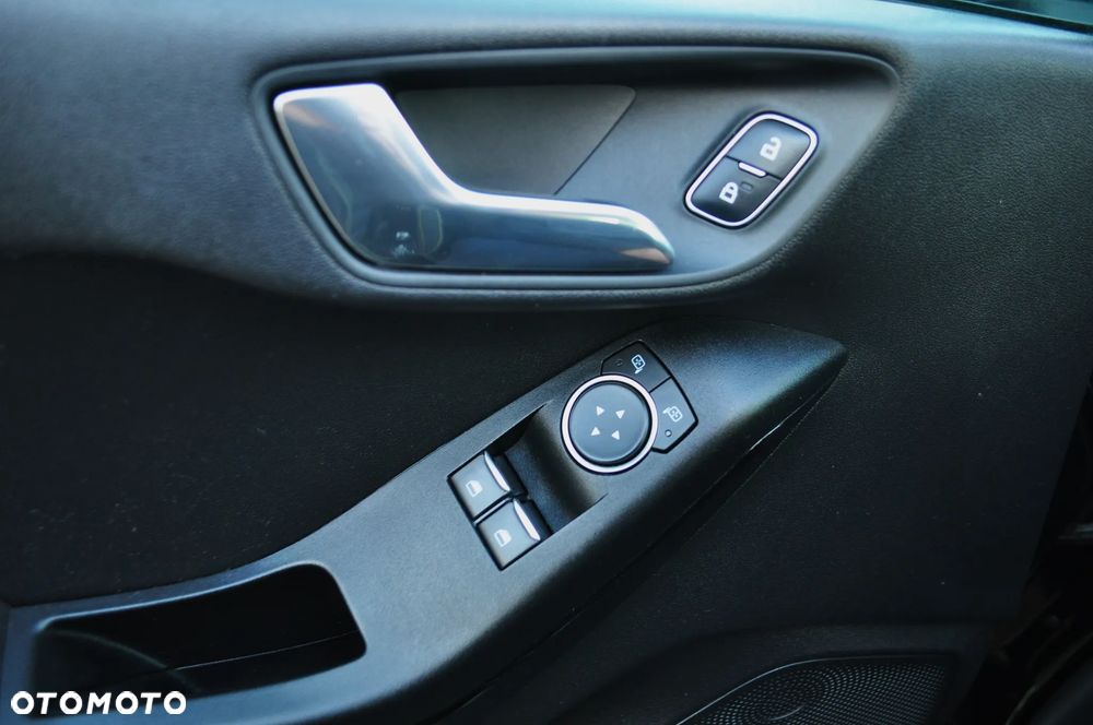 Ford Fiesta 1.1 S&S TREND - 26