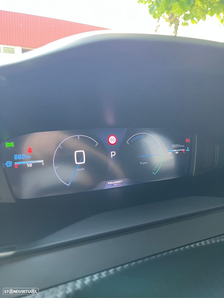 Peugeot 2008 Hybrid 145 e-DSC Allure - 8