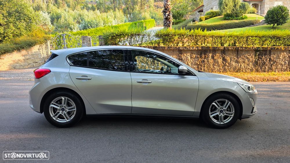 Ford Focus 1.0 EcoBoost Hybrid TITANIUM DESIGN - 2