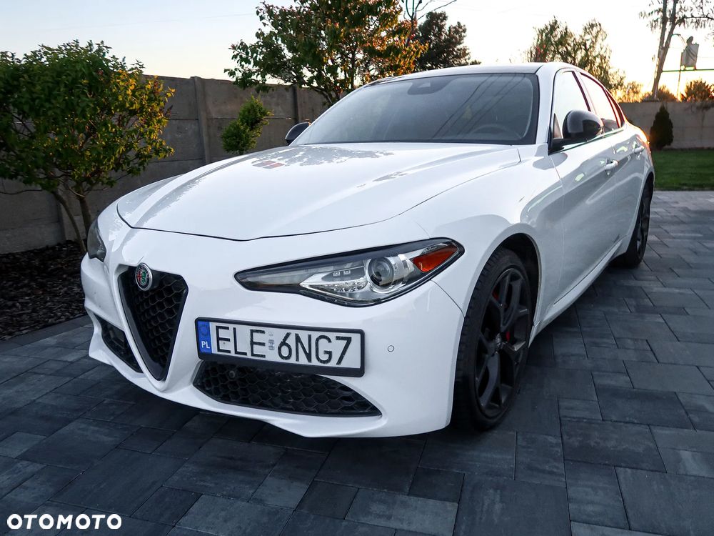 Alfa Romeo Giulia 2.0 Turbo TI Q4 - 1