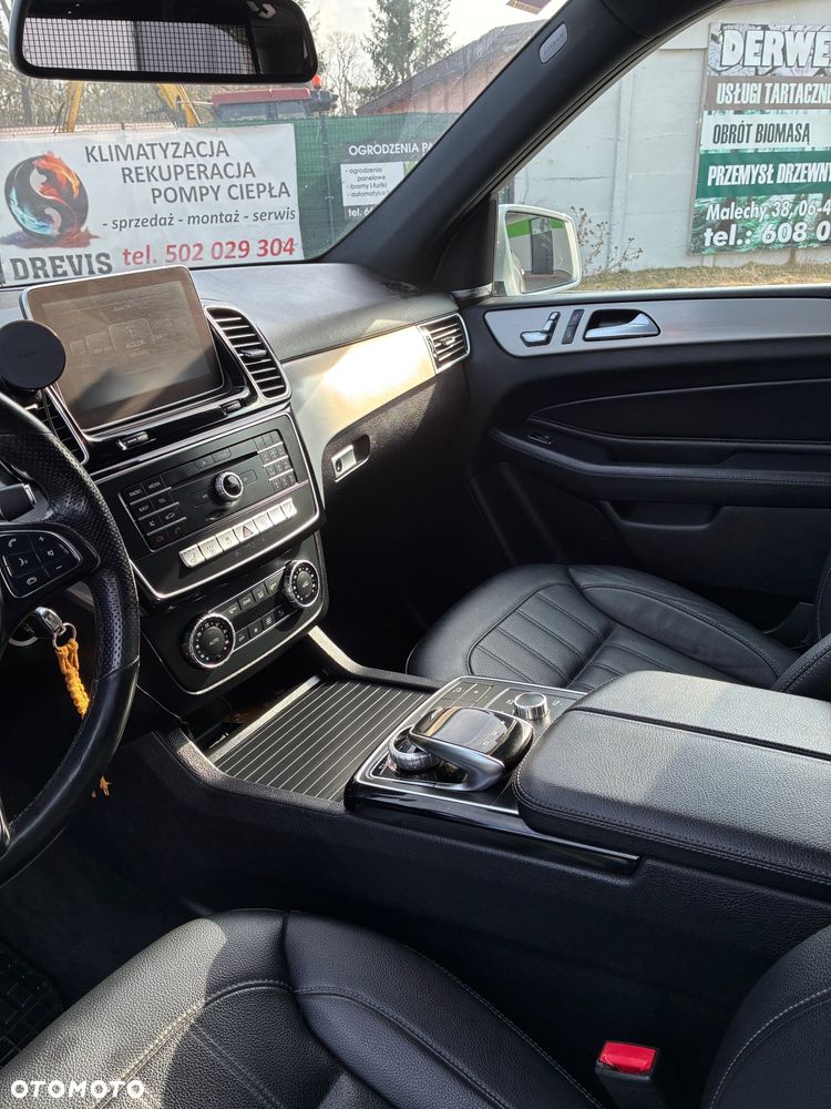 Mercedes-Benz GLE - 20