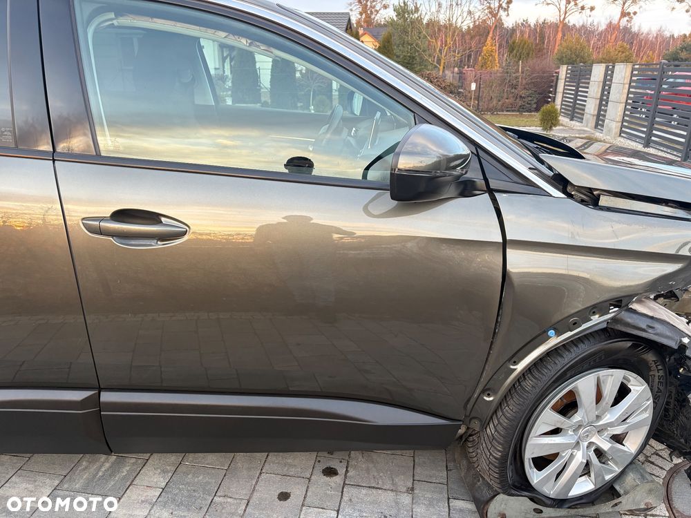 Peugeot 3008 PureTech 130 Stop & Start GPF Active - 22