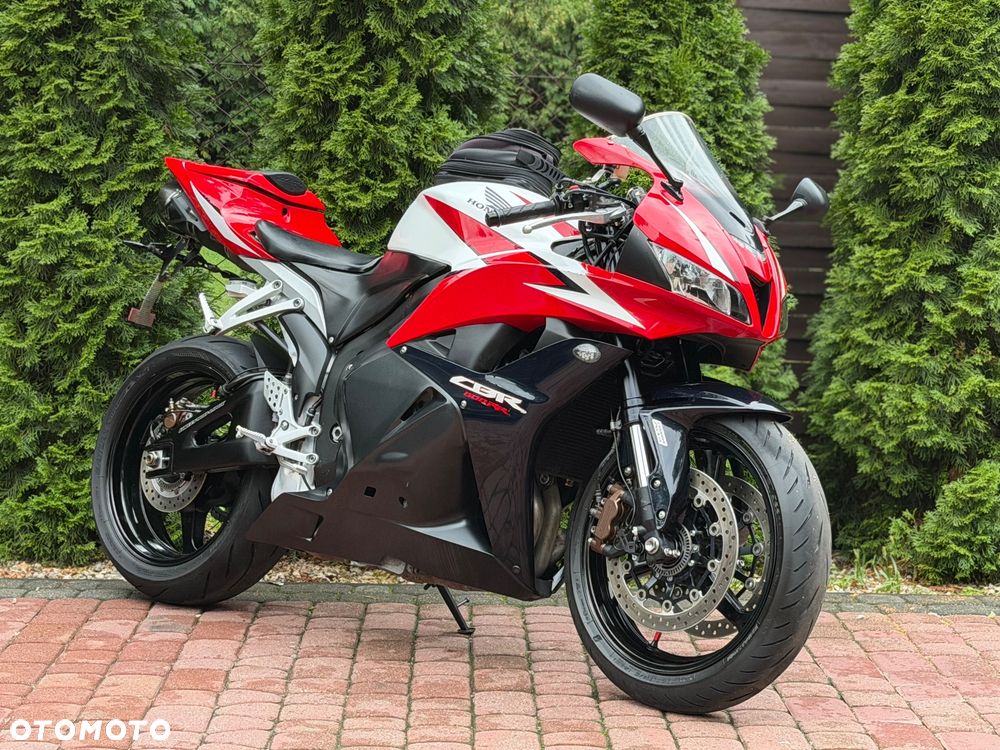 Honda CBR - 1