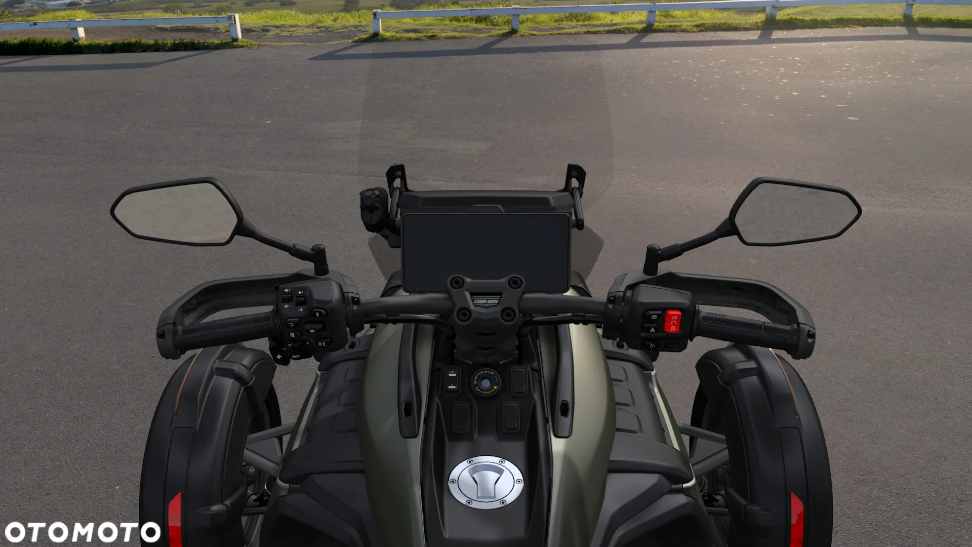 Can-Am Inny - 10