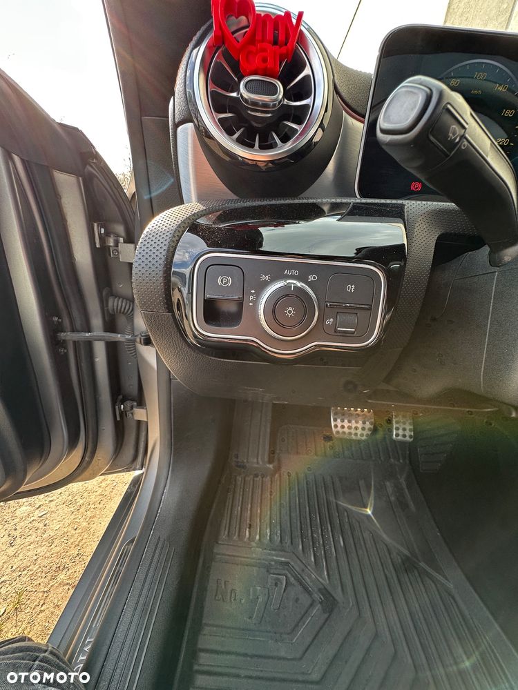 Mercedes-Benz CLA 200 d 8G-DCT Edition 1 - 19