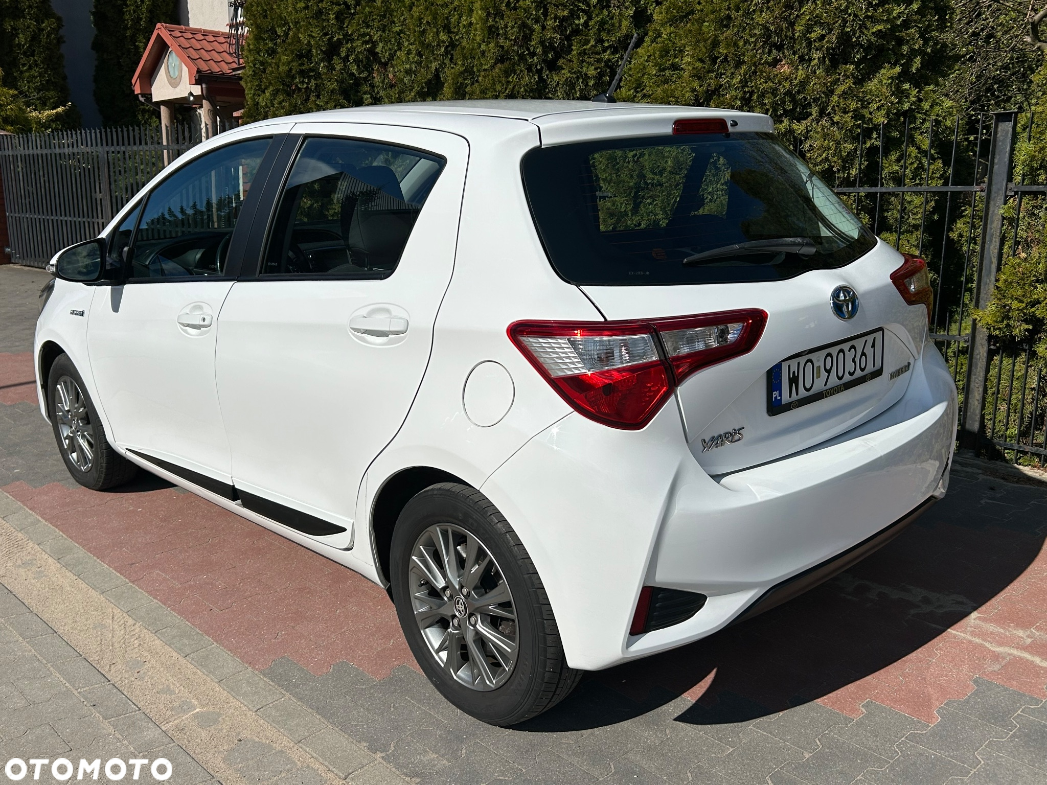 Toyota Yaris Hybrid 1.5 VVT-i Comfort - 9