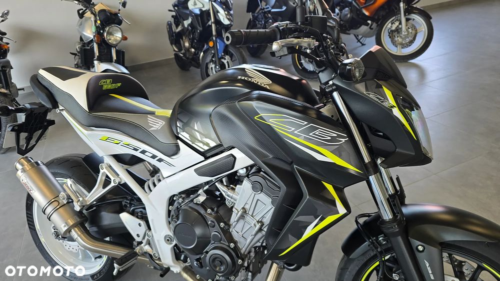 Honda CB - 25