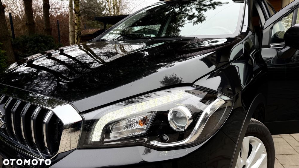 Suzuki SX4 S-Cross 1.0 T Premium 4WD - 38