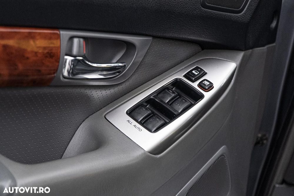 Toyota Land Cruiser D-4D Automatik Executive - 24