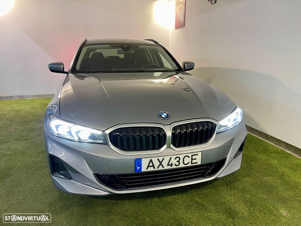 BMW 320 e Touring Auto - 3