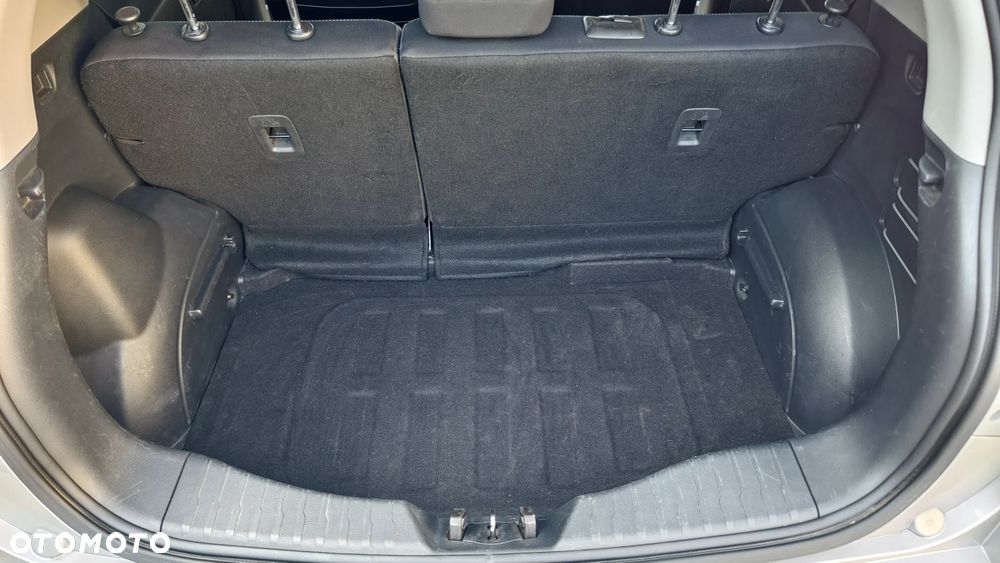 SsangYong/KGM Tivoli 1.6 Quartz - 25