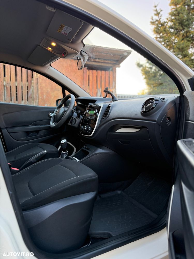 Renault Captur TCe Life - 23