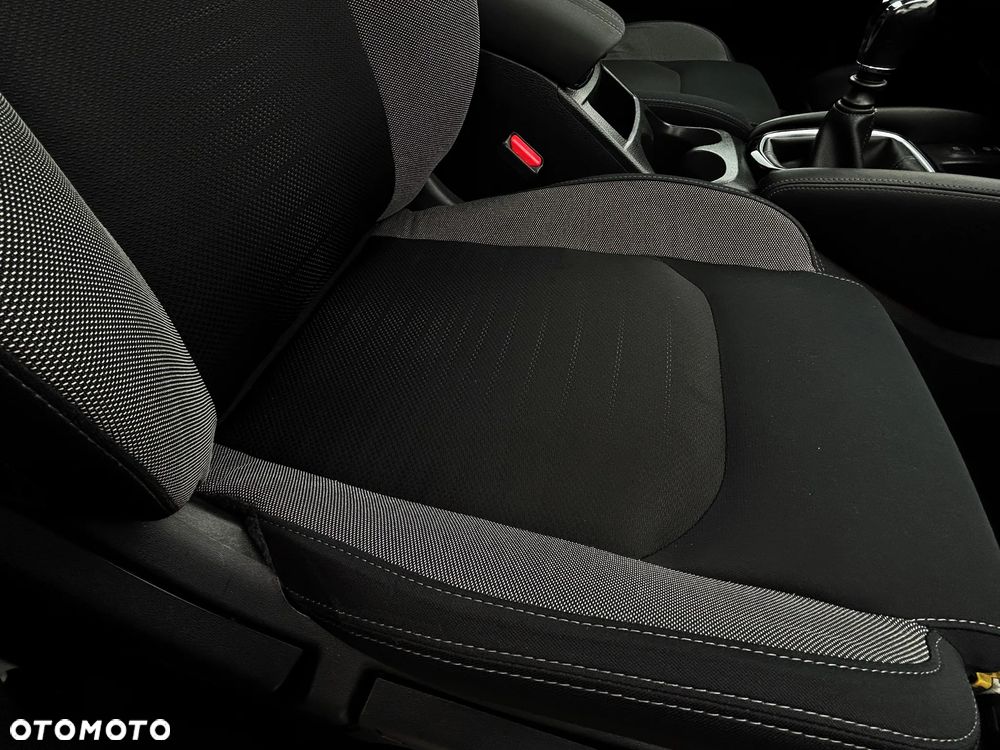 Nissan Qashqai 1.6 DIG-T TEKNA+ - 38