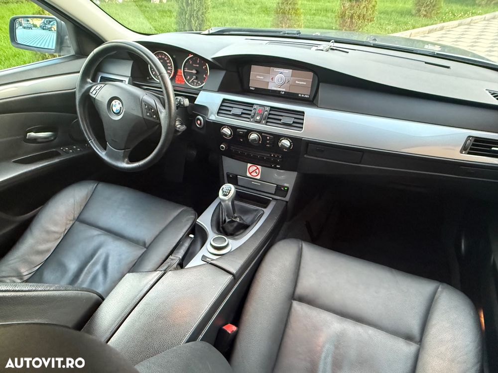 BMW Seria 5 520d Touring - 8