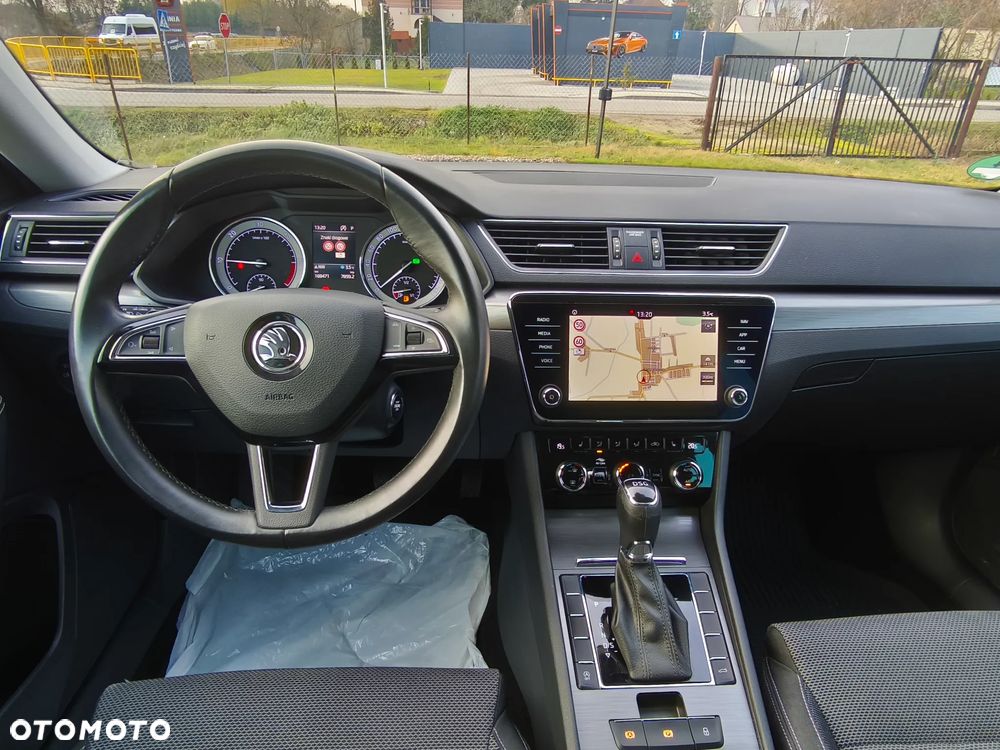 Skoda Superb 2.0 TDI DSG Ambition - 5