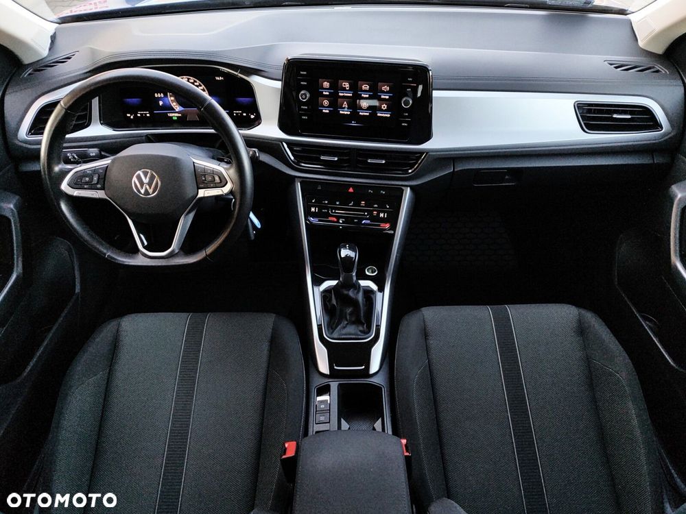 Volkswagen T-Roc - 10