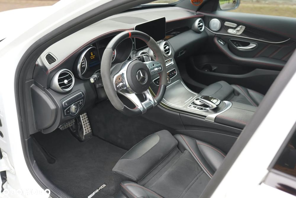 Mercedes-Benz Klasa C AMG 43 4Matic 9G-TRONIC - 30