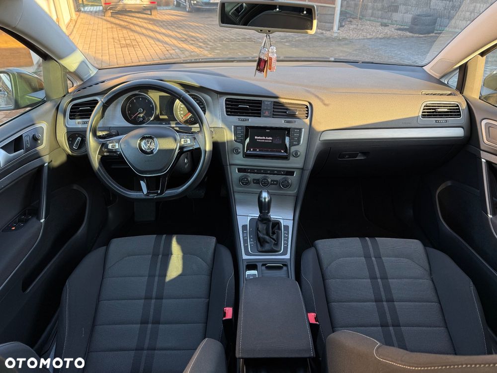 Volkswagen Golf 1.2 TSI DSG Comfortline - 22