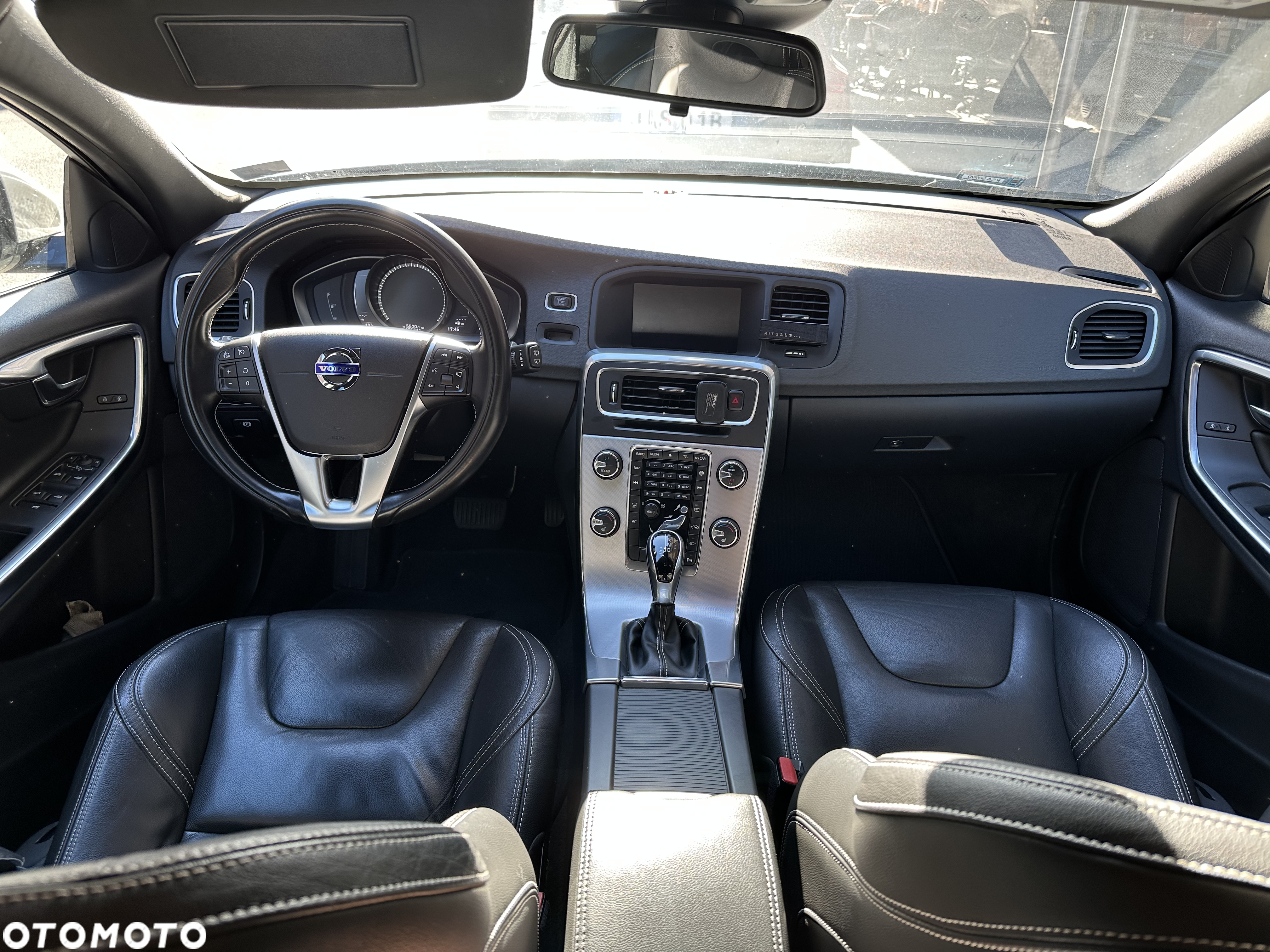 Volvo V60 - 11
