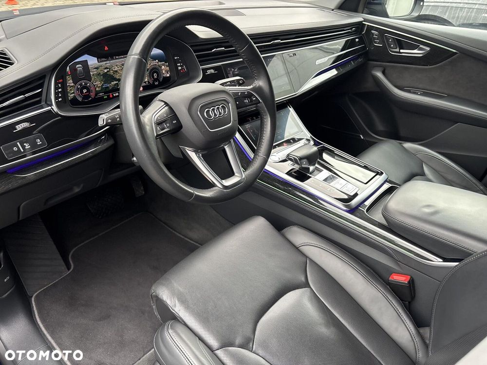 Audi Q8 - 16