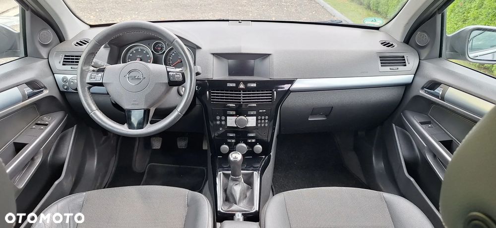 Opel Astra - 11