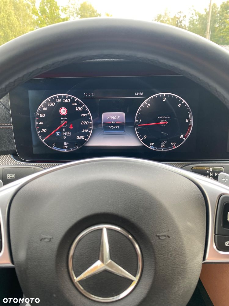 Mercedes-Benz Klasa E 220 d 9G-TRONIC - 17