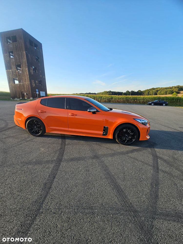 Kia Stinger 2.0 T-GDI GT Line - 6