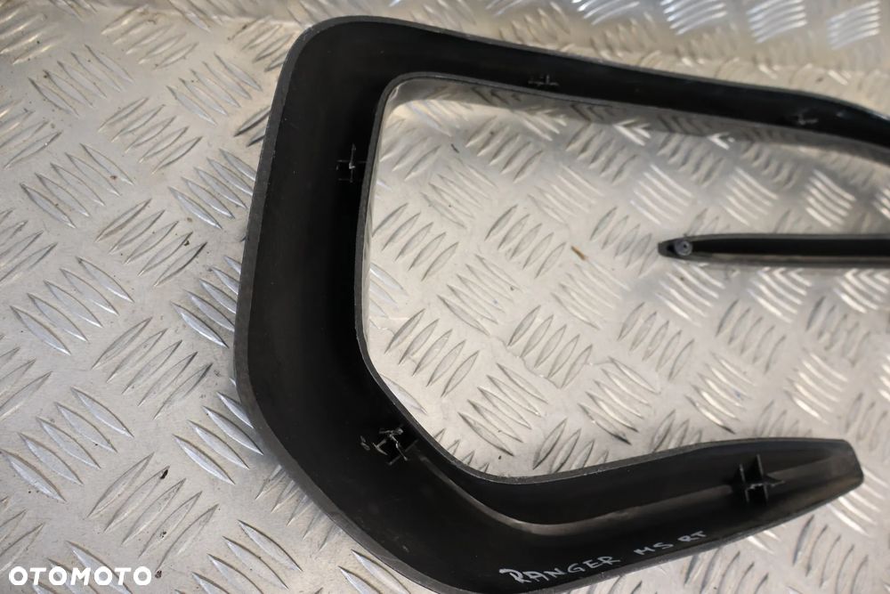 KRATKA RAMKA ZDERZAKA PRZEDNIA LEWA FORD RANGER MS RT CARBON 18114005AB 2021 - 11