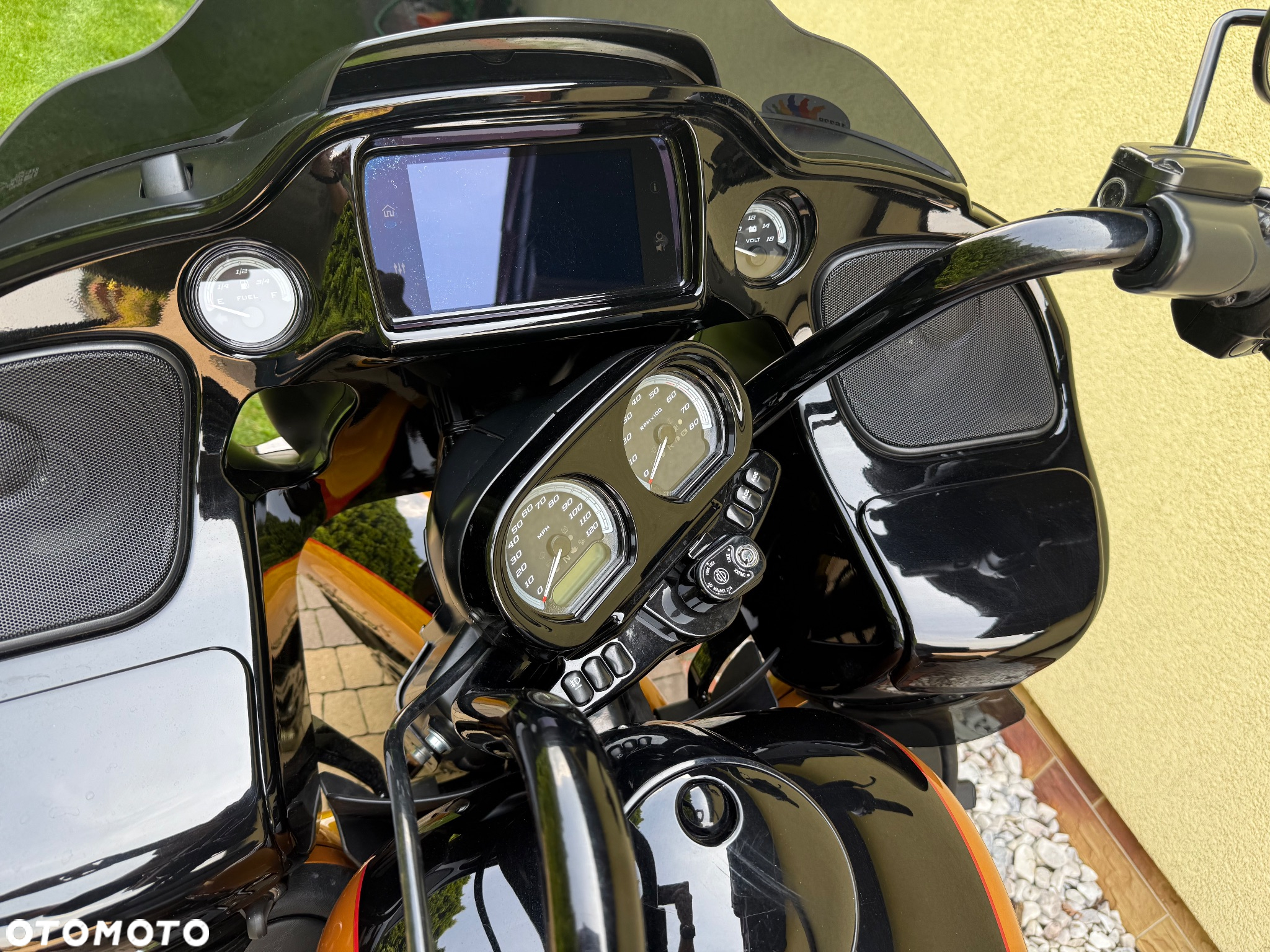 Harley-Davidson Touring Road Glide - 26