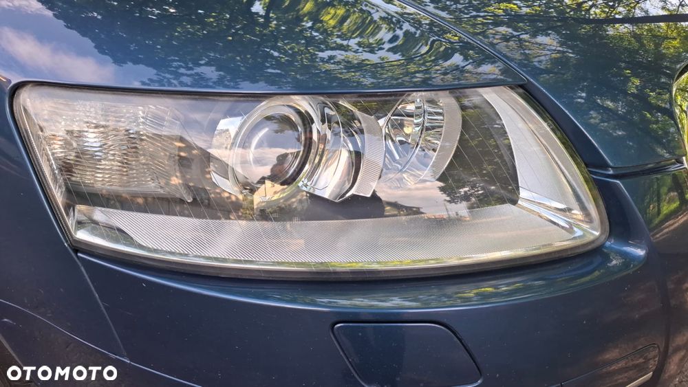 Audi A6 Limousine 2.4 - 6