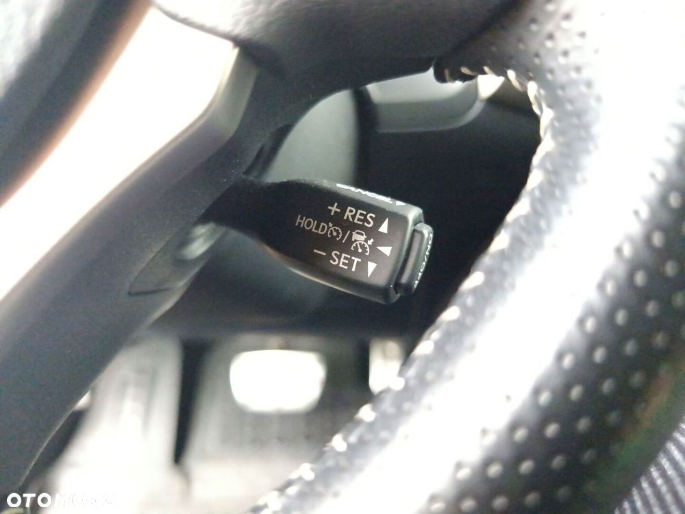 Lexus CT 200h F Sport - 38