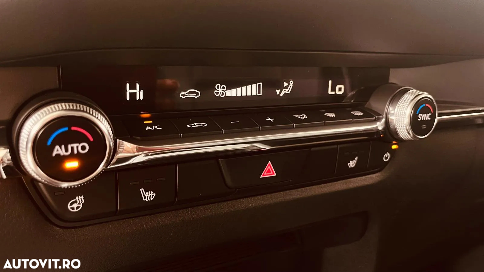 Mazda CX-30 e-SKYACTIV G140 MHEV Center-Line - 13