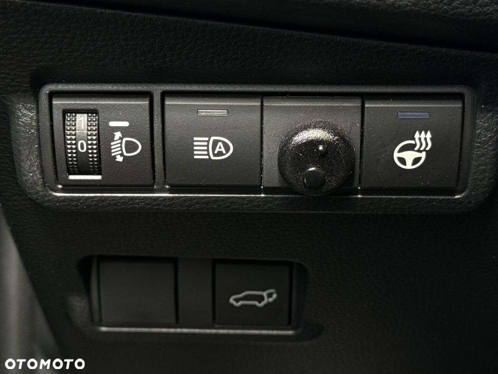 Toyota Corolla Cross - 23