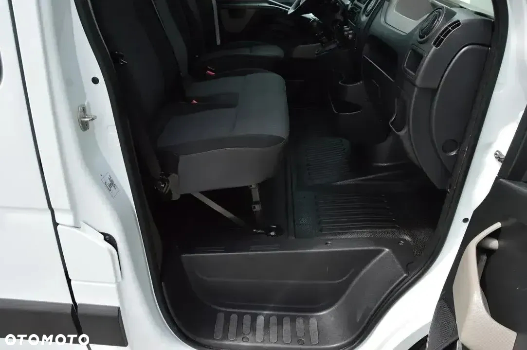 Renault Master - 24