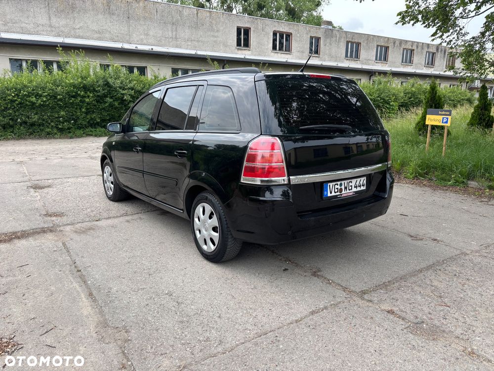 Opel Zafira 1.8 Easytronic Family Plus - 5