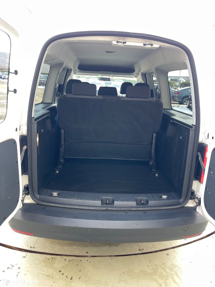 Volkswagen Caddy Maxi - 28