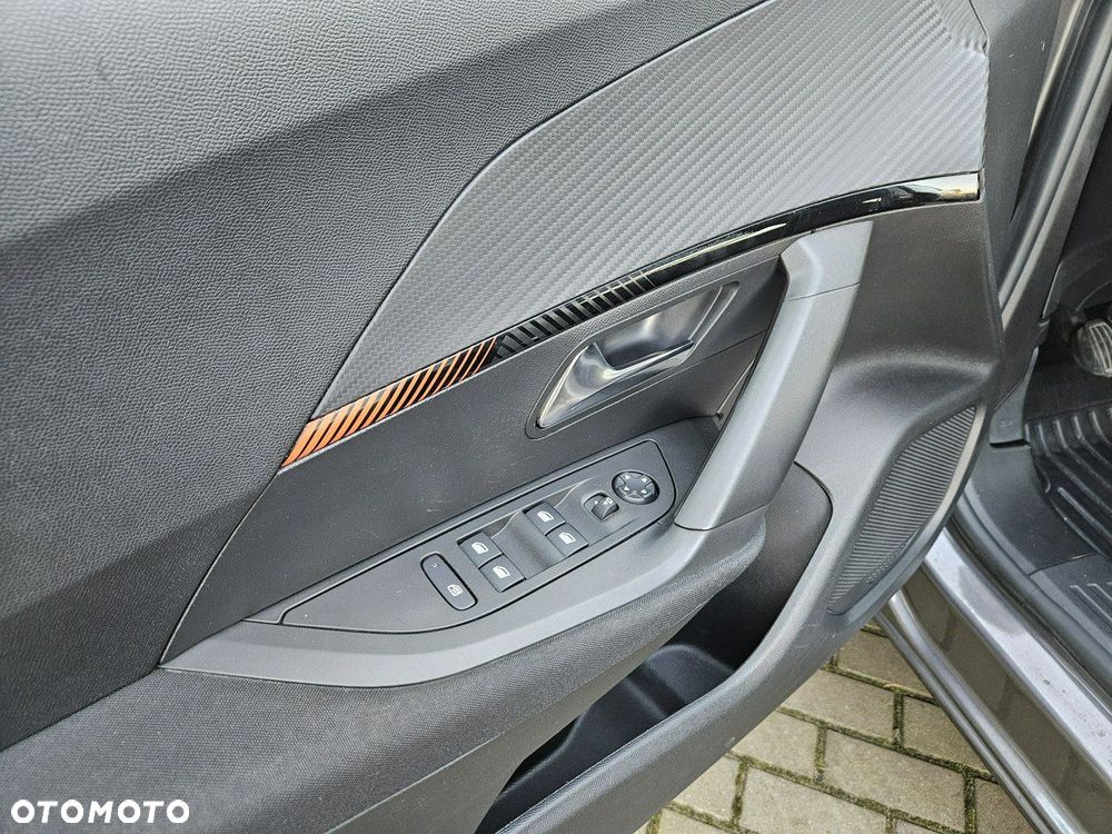 Peugeot 2008 1.5 BlueHDi Active Pack S&S - 25