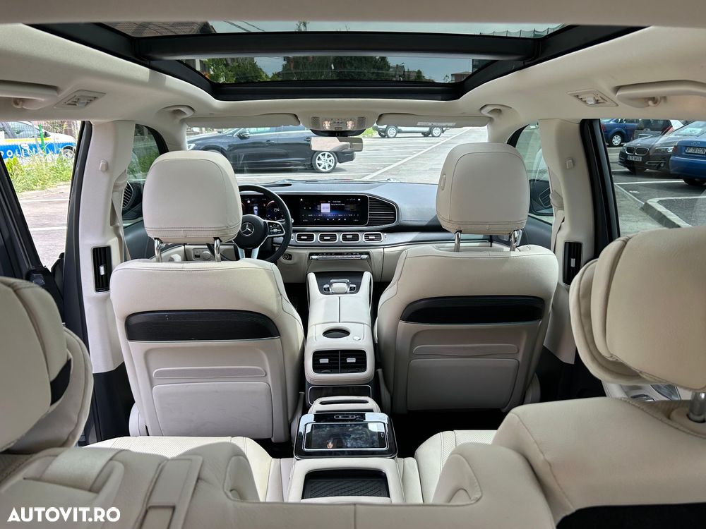 Mercedes-Benz GLS - 9