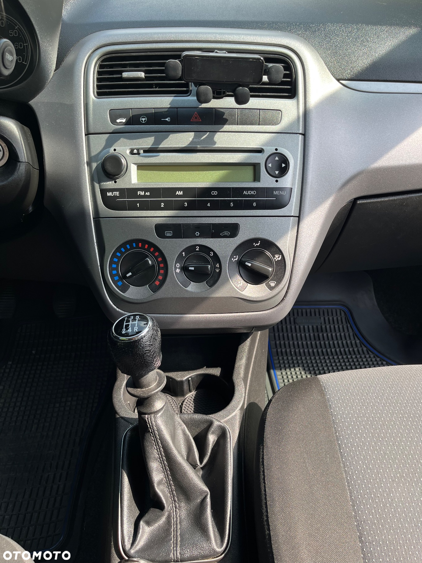 Fiat Grande Punto - 5