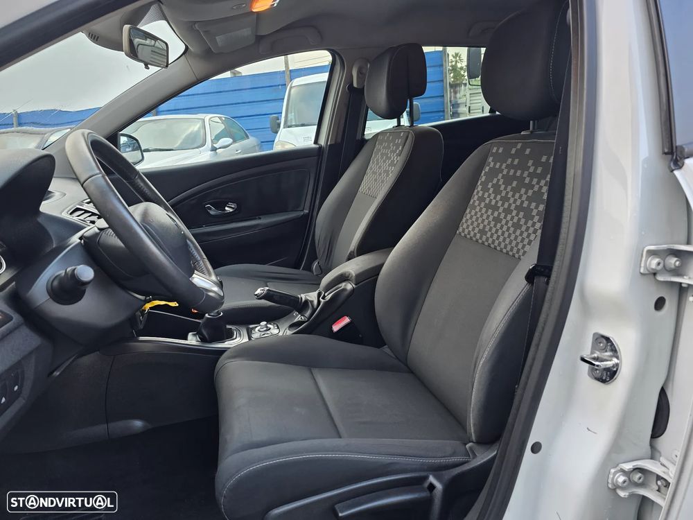 Renault Mégane Sport Tourer ENERGY dCi 110 Start & Stopp Dynamique - 11