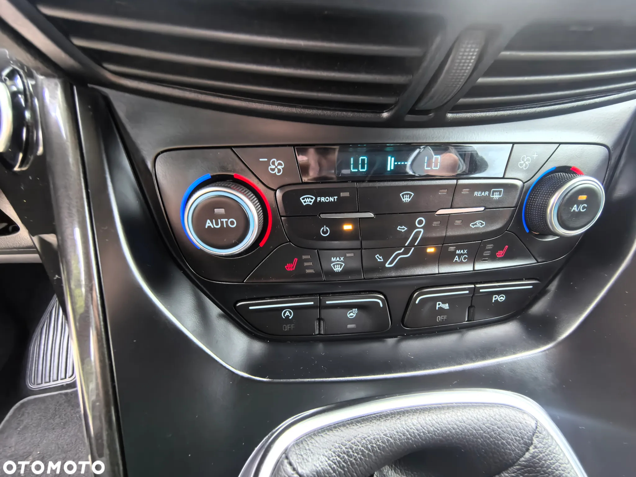 Ford C-MAX 1.0 EcoBoost Titanium ASS - 25