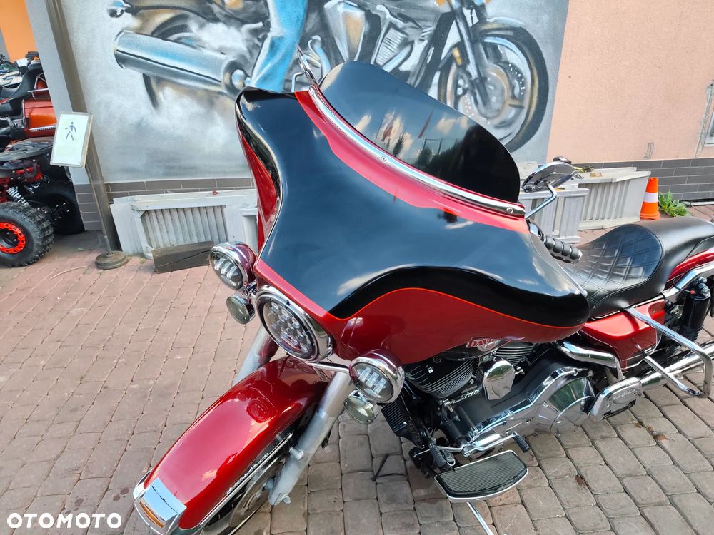 Harley-Davidson FLHTCU Ultra - 25